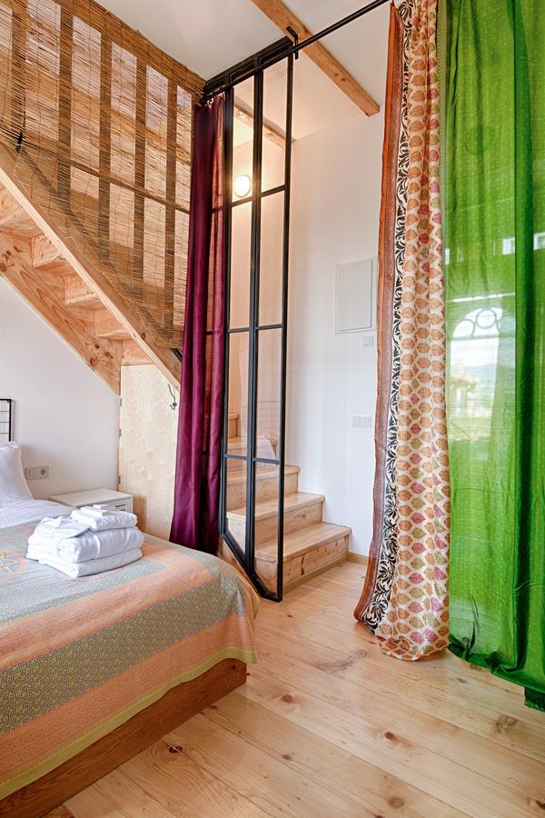 New Apartment With Amazing Views In Old Tbilisi Exterior photo