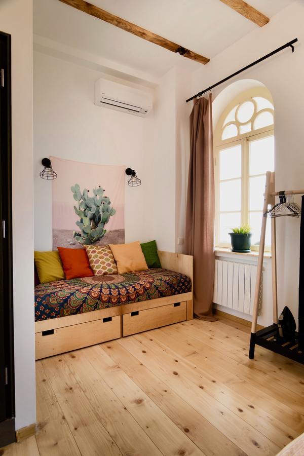 New Apartment With Amazing Views In Old Tbilisi Exterior photo