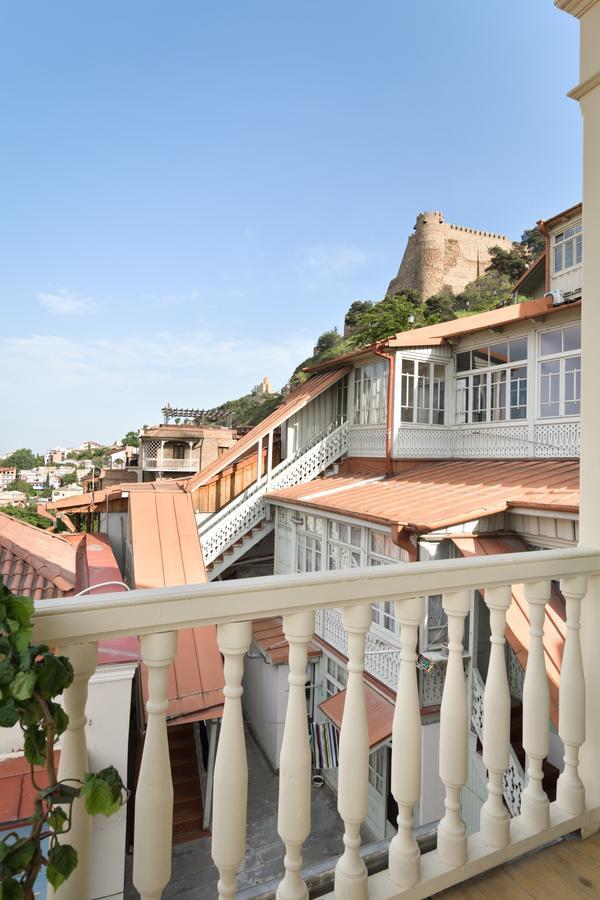 New Apartment With Amazing Views In Old Tbilisi Exterior photo