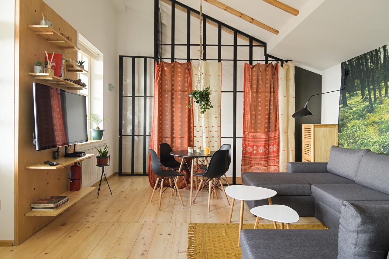New Apartment With Amazing Views In Old Tbilisi Exterior photo